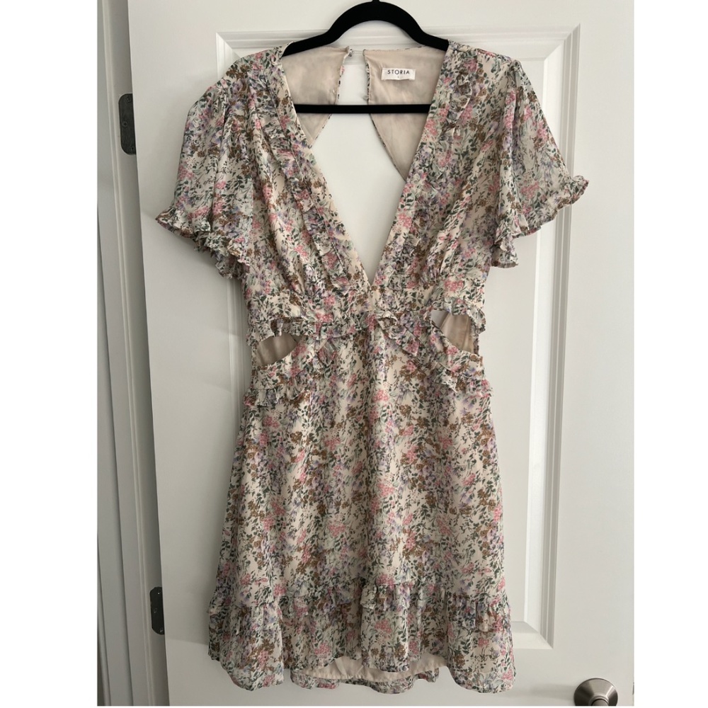 Storia OPEN-BACK FLORAL DRESS